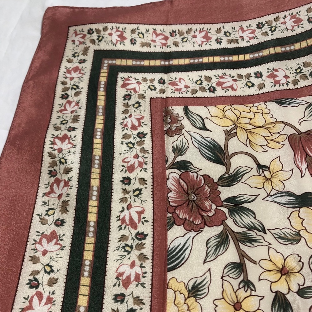 Oroton Scarf - image 4